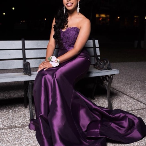 Stunning eggplant Purple Alyce Sz 2 - Picture 6 of 7